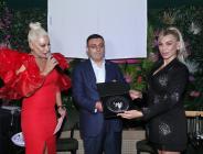 Otizmli bireylere destek amaçlı Farket Müzik TV Ltd. Şti.’nin lansman gecesine ünlü yağmuru
