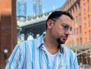Emrah Çalapkulu, Yeni Teklisi “Geçen Sene Bu Zamanlar” ve New York’ta Çektiği Video Klibiyle Geri Dönüyor!