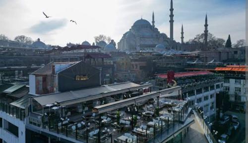 Hızlıca İstanbul’un en iyi on mekanı arasına girdi : BEST LOUNGE THE BOSPHORUS