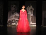 İpek Tenolcay’dan Yeni Tek Kişilik Oyun: Serendipçe