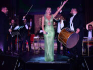 Petek Dinçöz Batum’u Salladı: “14 Şubat’ın En Şık Kadını Benim!”