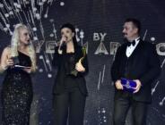 Ünlü sanatçı Esra Öztürk’e ödül