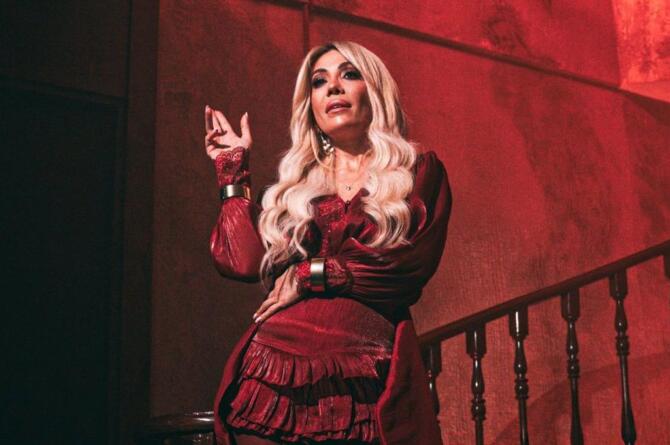 Zümra’nın yeni şarkısı Türk olduğu için Arap ülkelerinde savaş yüzünden yasaklandı