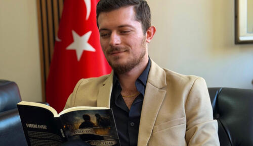 Ünlü Yapımcı Yusuf Yaşar’dan Sürpriz Hamle: “Evdeki Evsiz” Kitap Olarak Raflarda