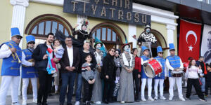 İBB Şehir Tiyatroları’nın sahneleri çocuklar için açıldı