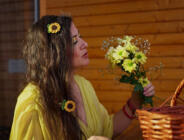 Çiçek sanatçı Çiğdem Turan’dan bahar müjdesi: ‘Günebakan’